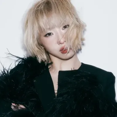 2NE1 コン・ミンジ