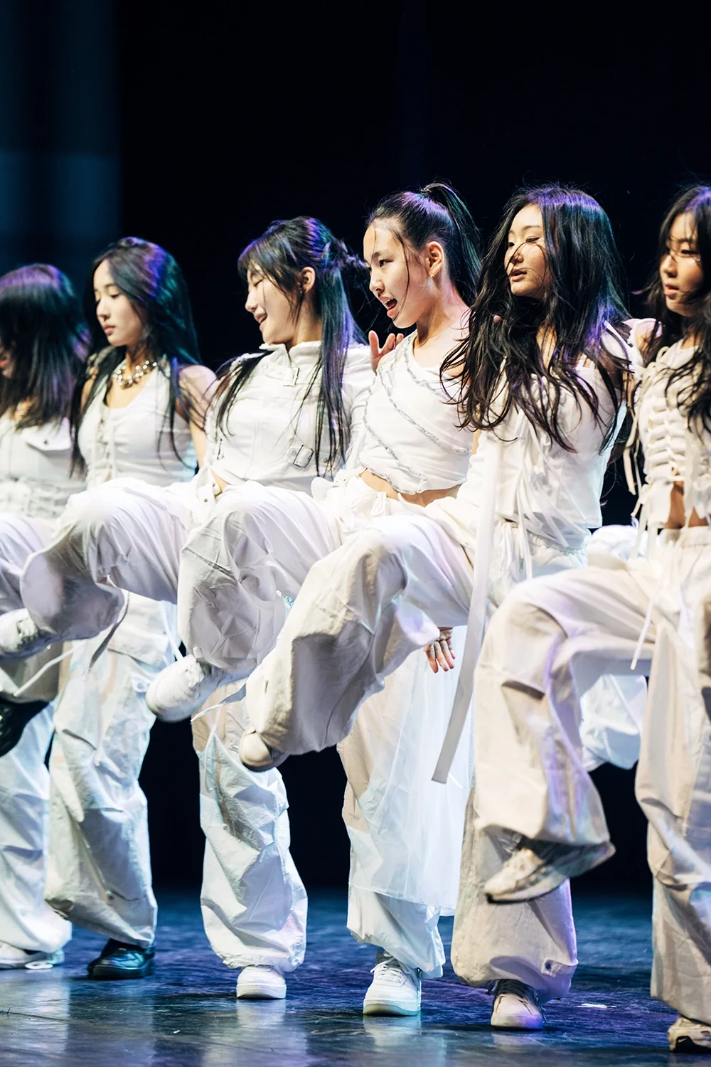 2025 조이댄스 오디션 콘서트 · 화이트 의상 걸그룹 팀 무대